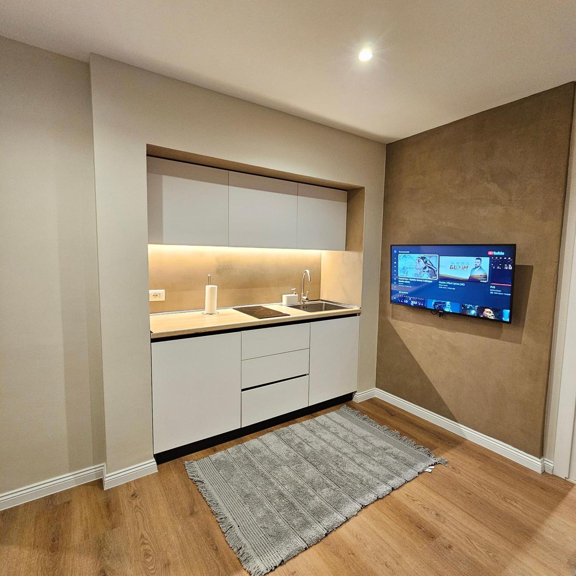 Center Piazza In Deluxe Apartmán *