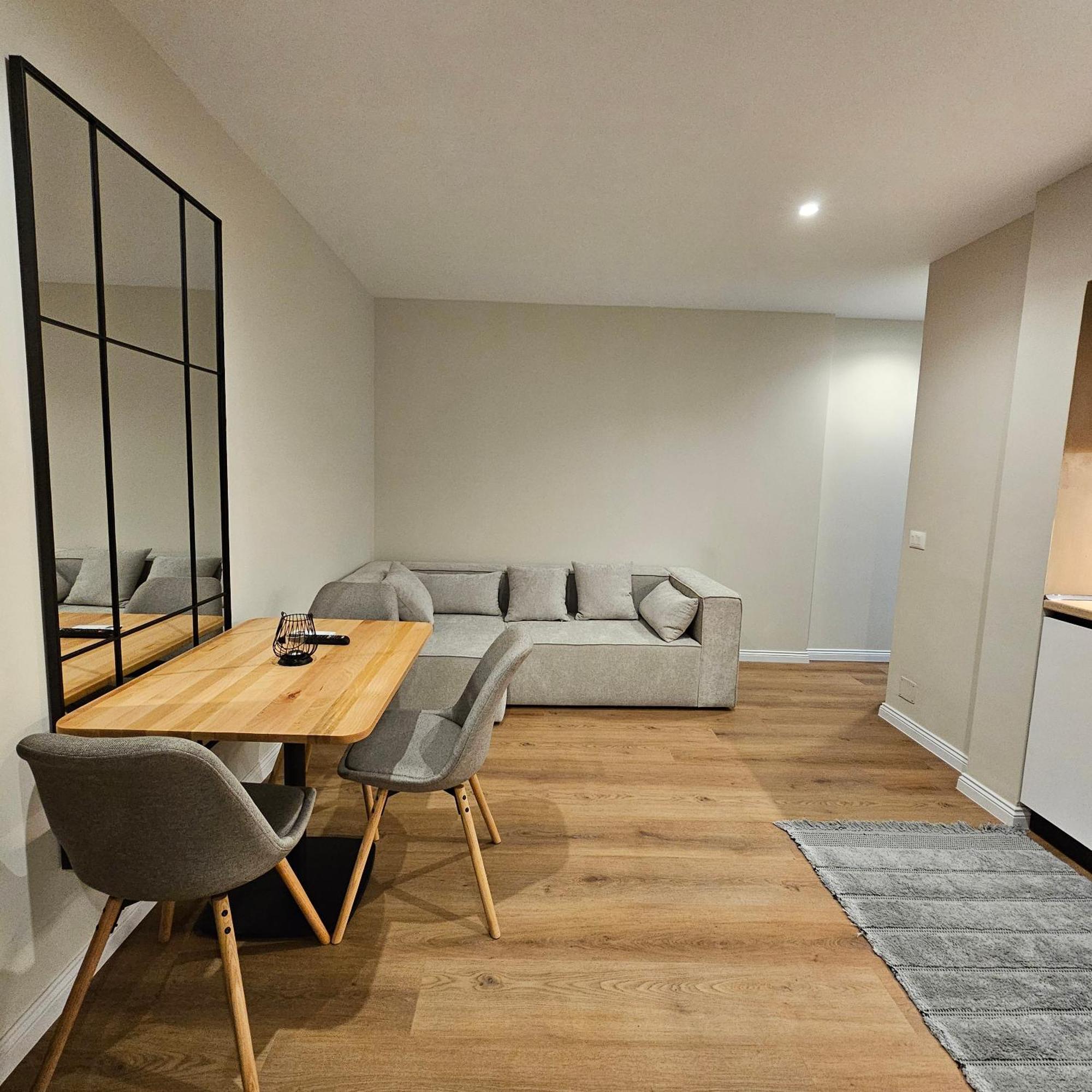 Center Piazza In Deluxe Апартаменты